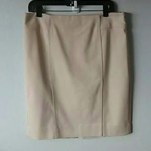 White House Black market skirt